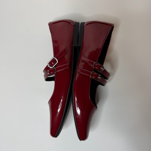 New Steve Madden Women's Mary-Jane Ballet Patent Flats in burgundy Red Size 8 - Picture 8 of 12